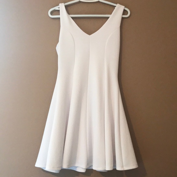 White Dress - Picture 2 of 4